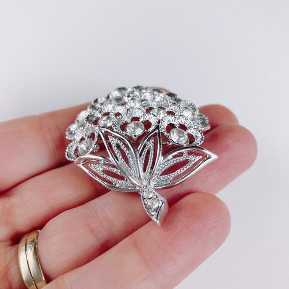 VTG Signed Sarah Coventry Mid Century Rhinestone Flower Brooch Silver Tone - Picture 5 of 9